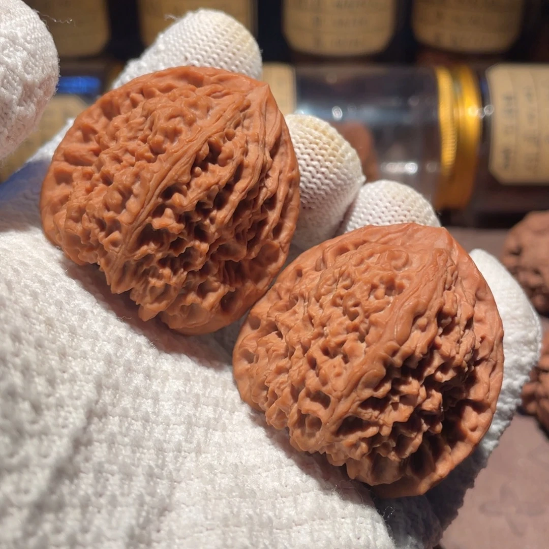 文玩核桃把件45三角疆