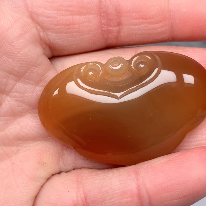 玛瑙/玉髓颈饰未镶嵌朱*晓