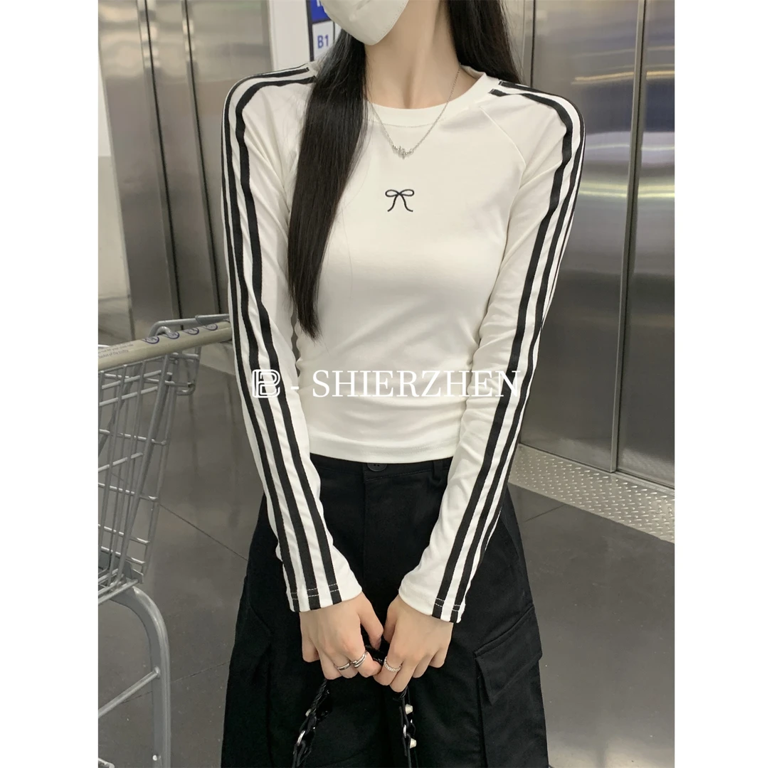 2025早春韩版圆领插肩杠条设计显瘦修身长袖百搭打底长袖T恤