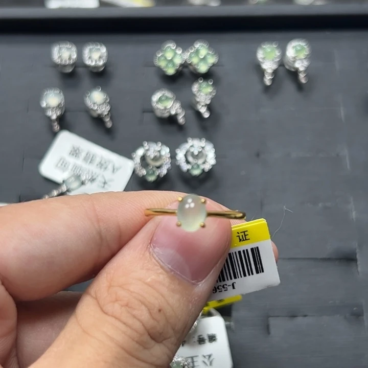 翡翠银S925镶嵌耳饰