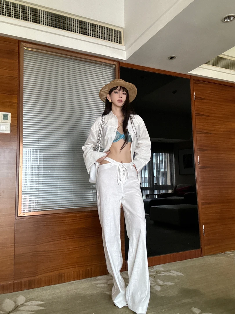 ChiclyNana  欧美辣妹穿搭套装翻领长袖白色衬衫镂空阔腿裤两件套