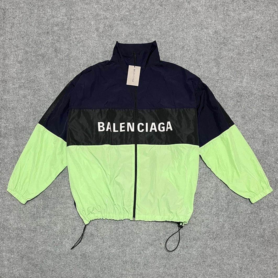 99新 Balenciaga/巴黎世家 Balenciaga巴黎世家/冲锋衣/码36/准新