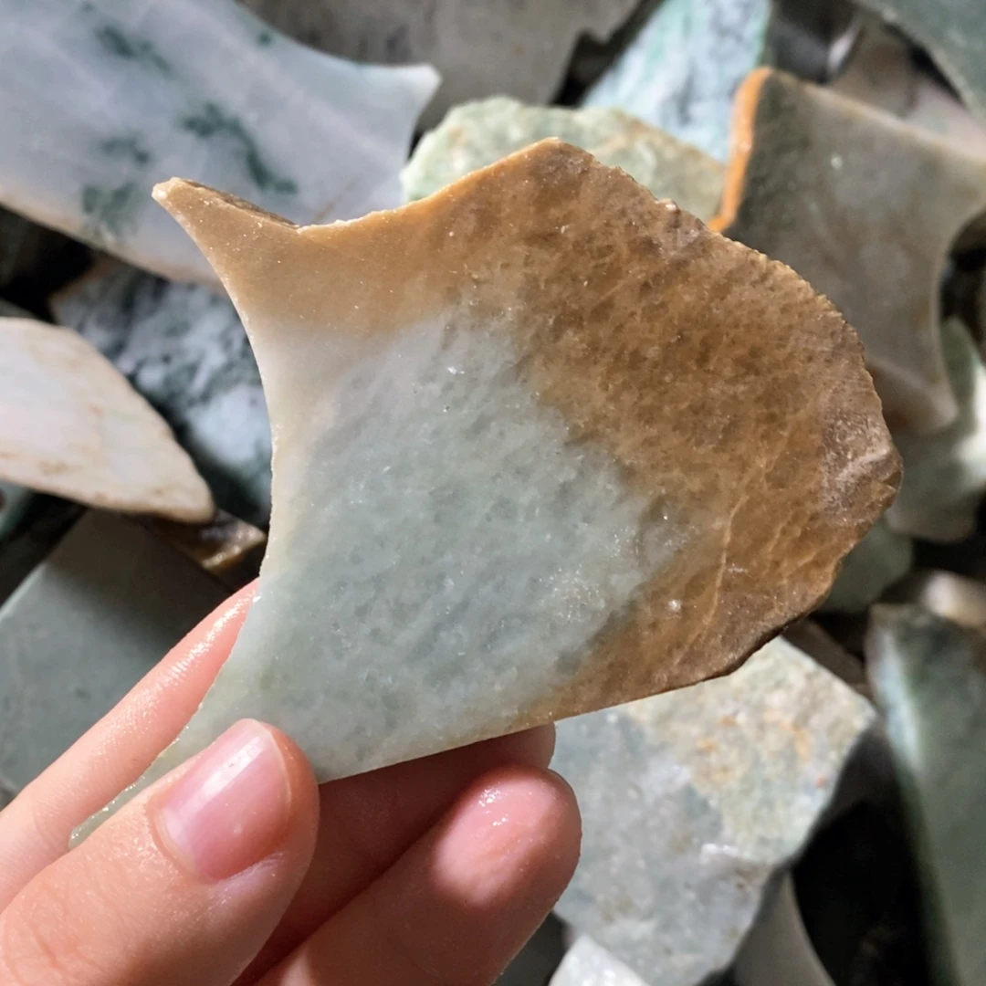 颈饰未镶嵌翡翠天然翡翠