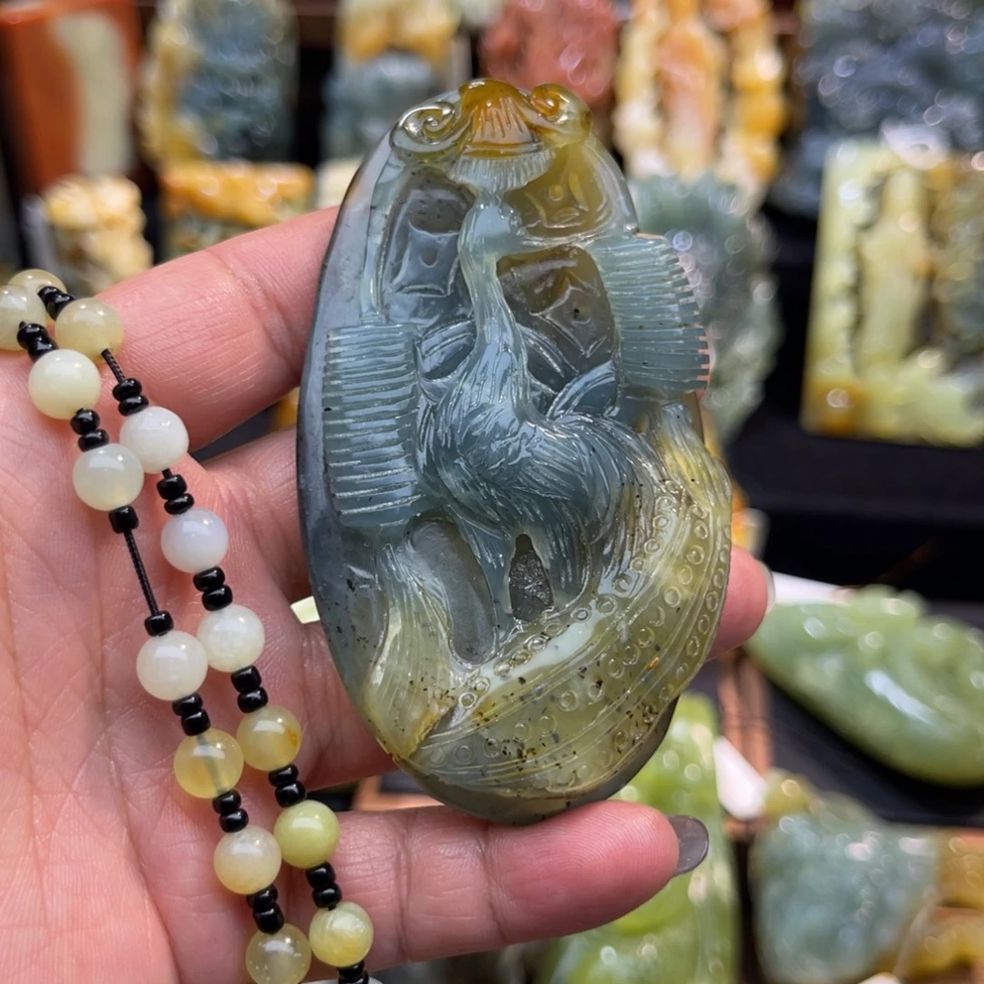蛇纹石玉未镶嵌吊坠(赠链)