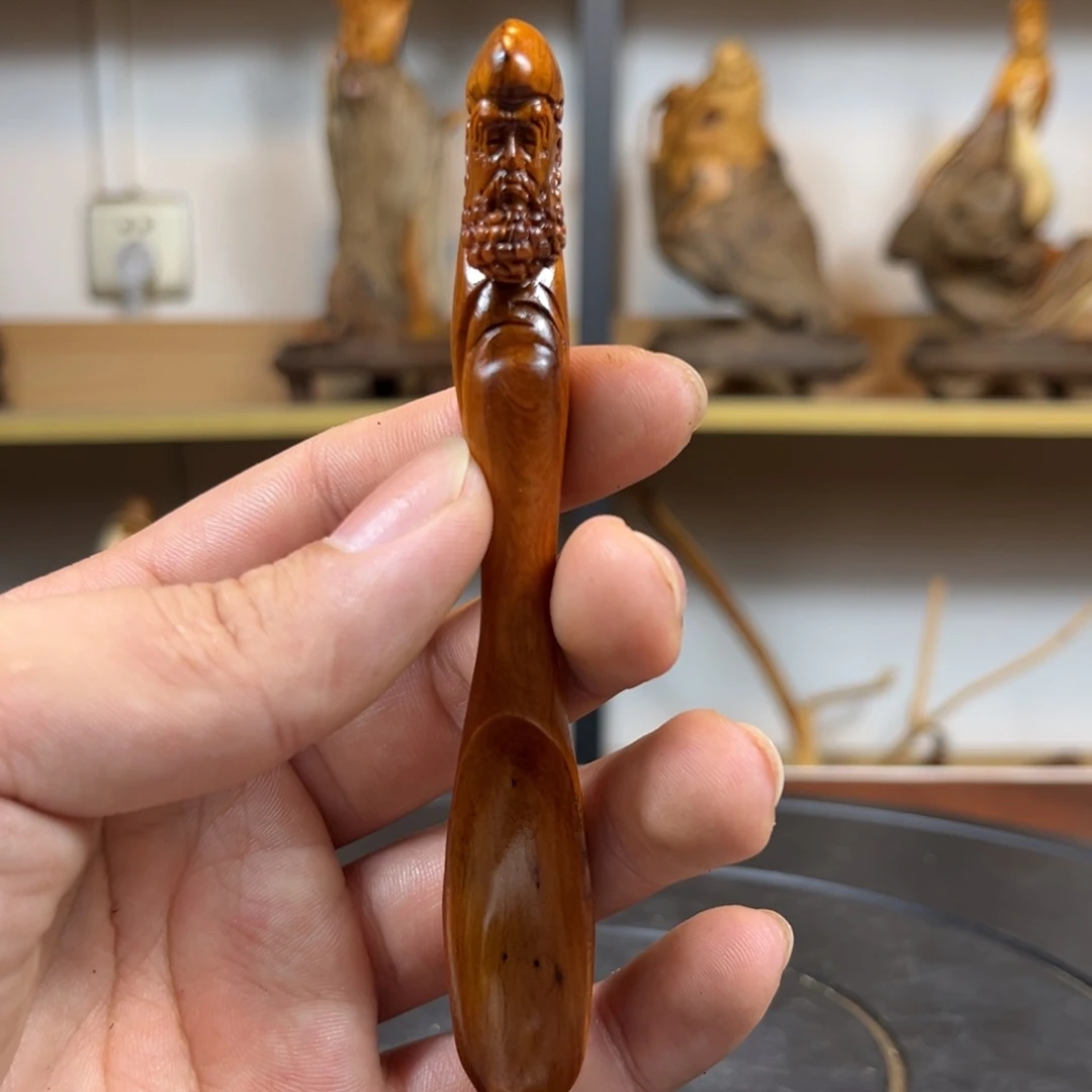 柏木（崖柏）几***啊vb vv b n n j k