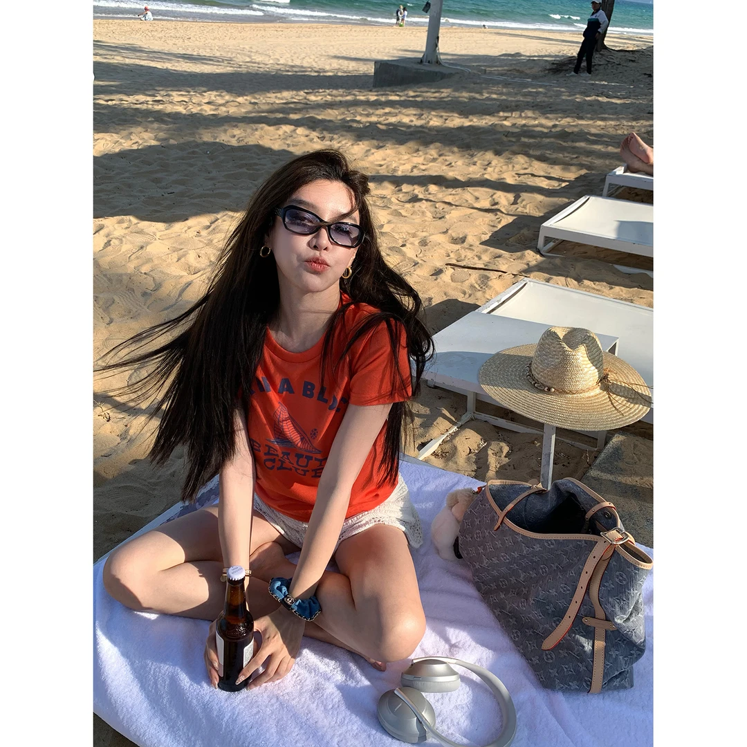 施薇靓 加州阳光 宽松韩版印花圆领修身短款短袖t恤女百搭上衣
