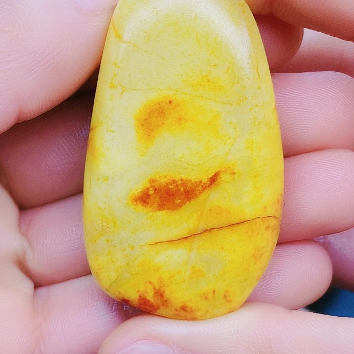 未镶嵌和田玉挂件