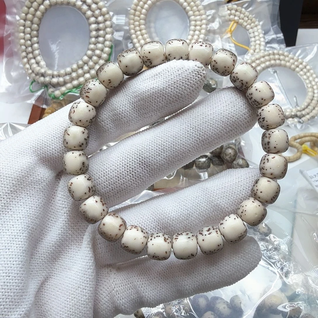 星月菩提吊坠6糯冰河豚9左右