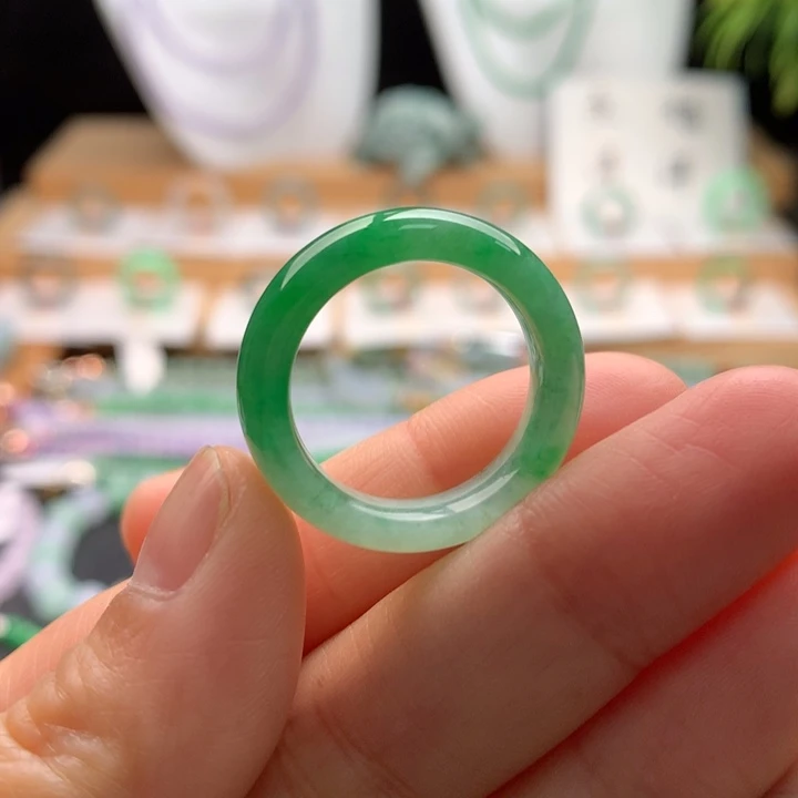 翡翠未镶嵌戒指天然缅甸A货翡翠 卡18号