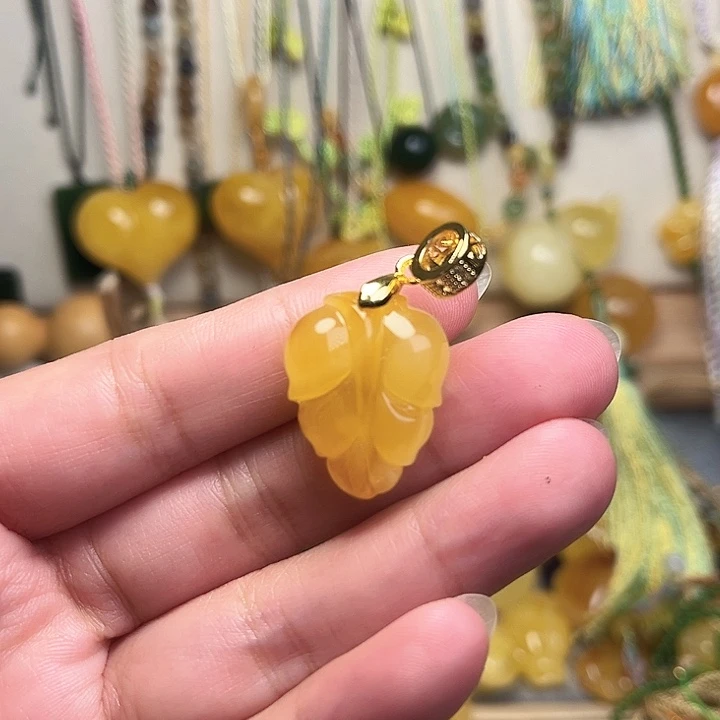 蜜蜡颈饰未镶嵌蜜蜡