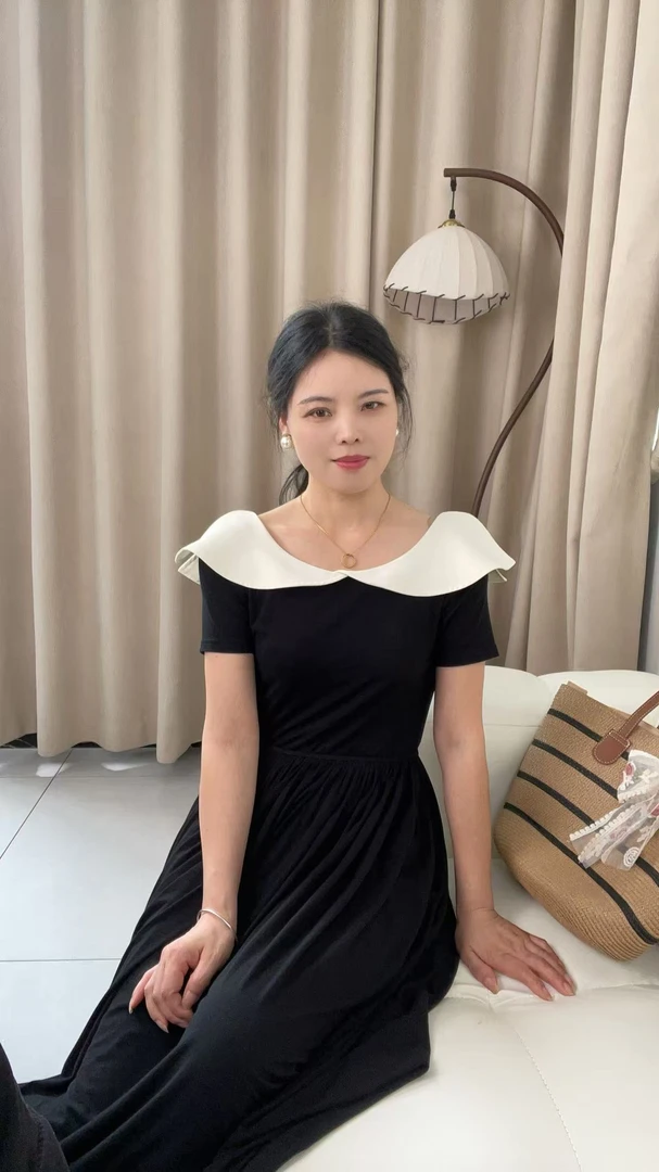 设计师气质INS时尚连衣裙夏季慵懒风法式收腰极简风黑色显瘦修身