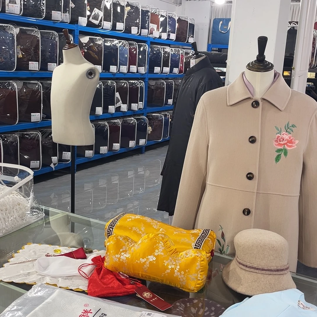 永福祥女士新中式百年服