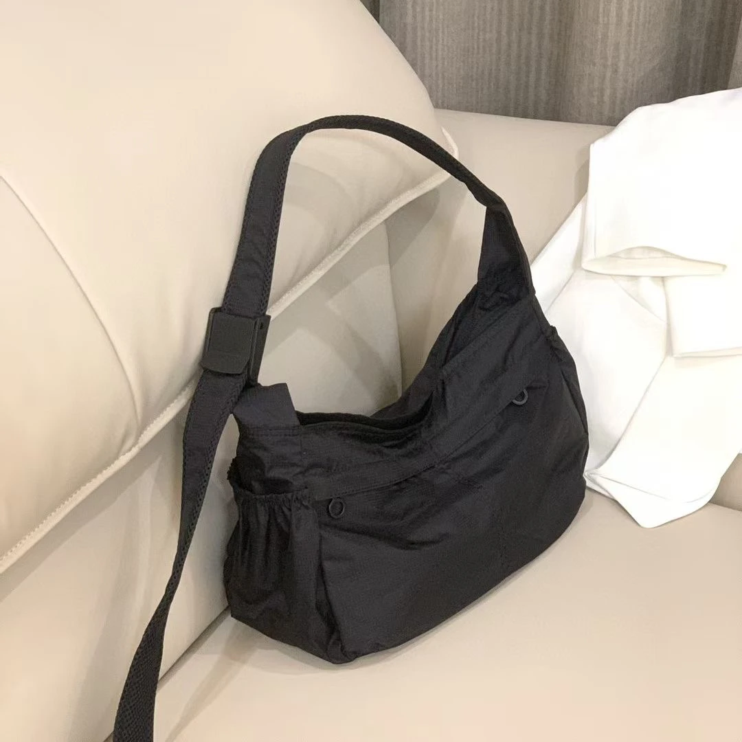 洪姐推荐容量大布休闲斜挎包