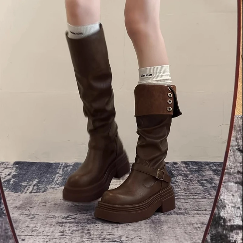 棕色复古英伦风粗跟厚底长筒靴女2025新款秋冬季显瘦长靴骑士靴子