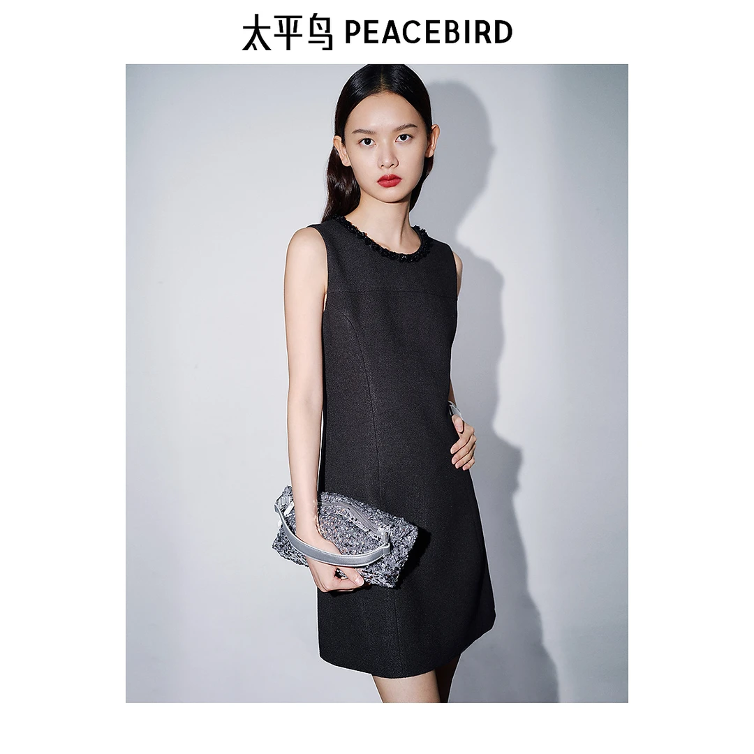 太平鸟小香风背心裙无袖连衣裙短款25春新款收腰A字洋气AAFAF120J
