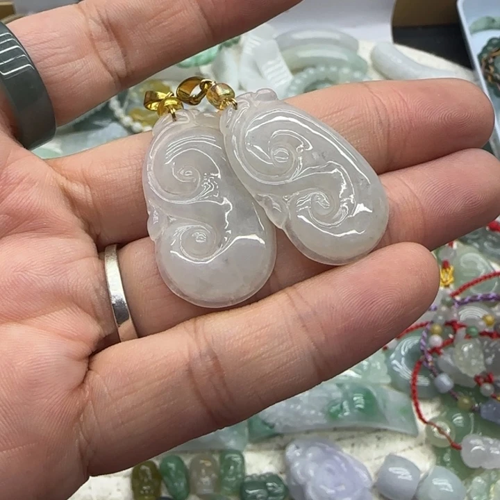 翡翠未镶嵌手链如意一对