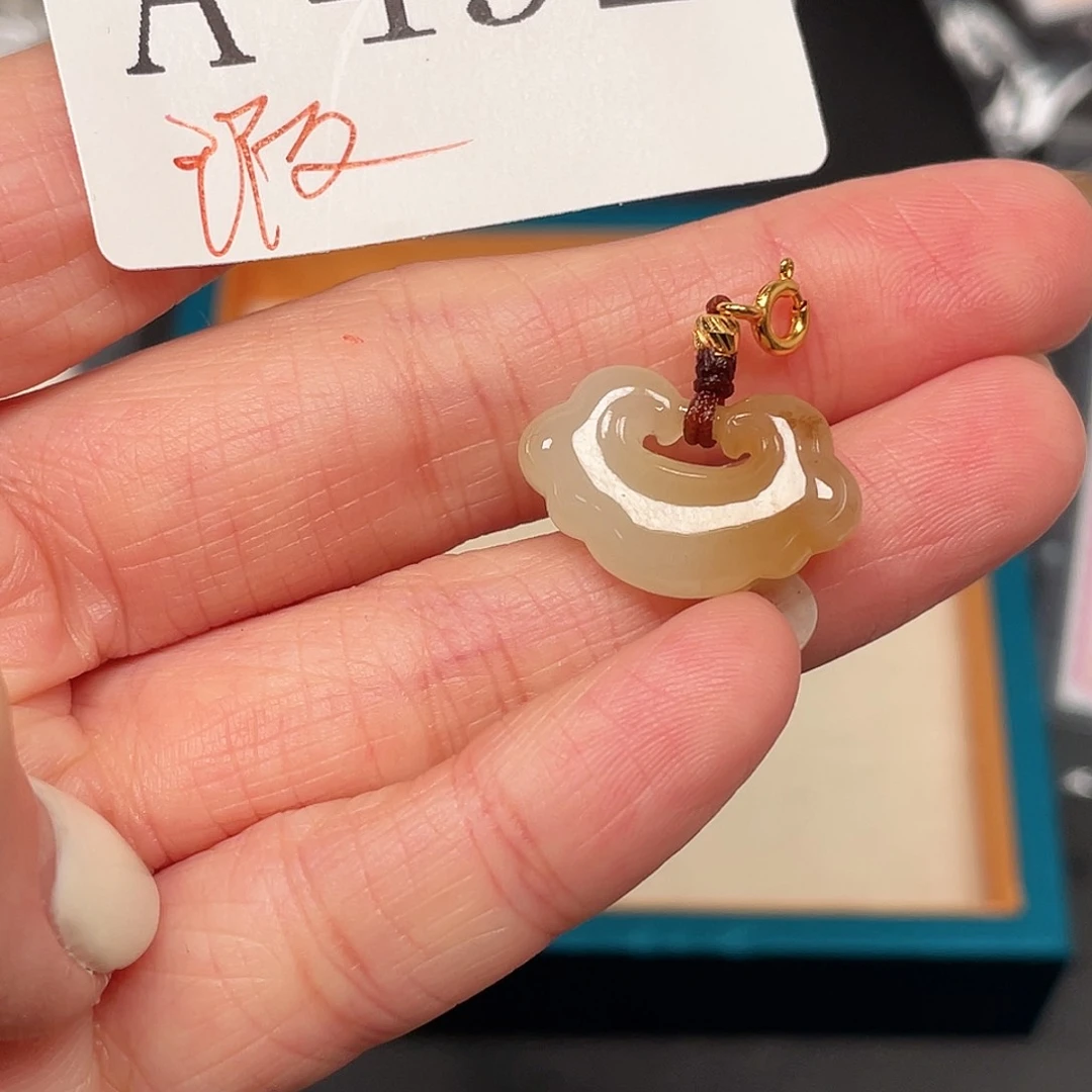 和田玉珠宝半成品未镶嵌A492