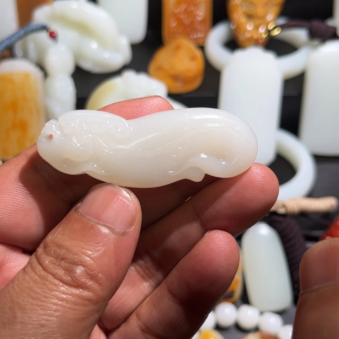 和田玉挂件未镶嵌