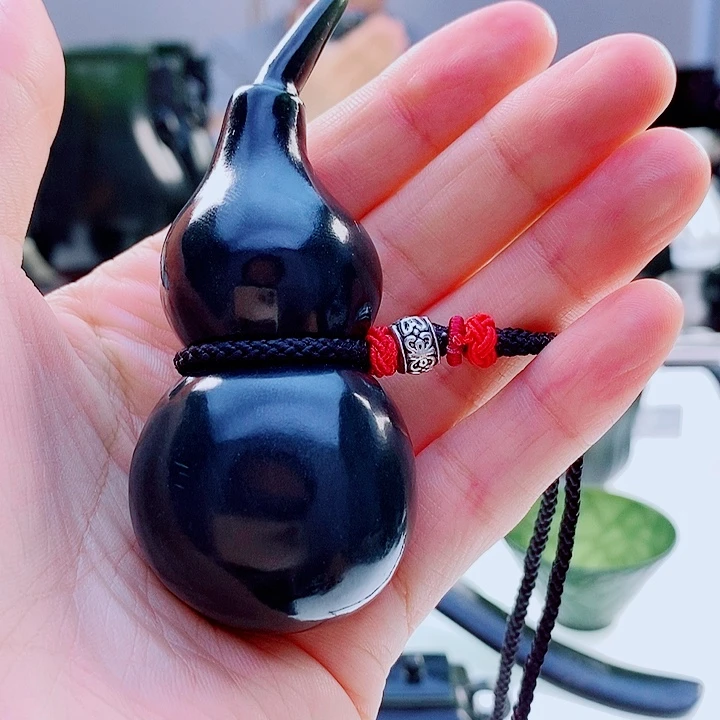 未镶嵌和田玉（青玉）把件