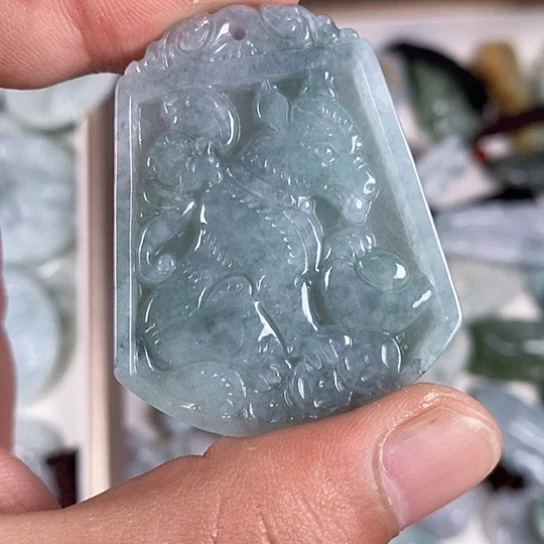 翡翠未镶嵌颈饰天然翡翠