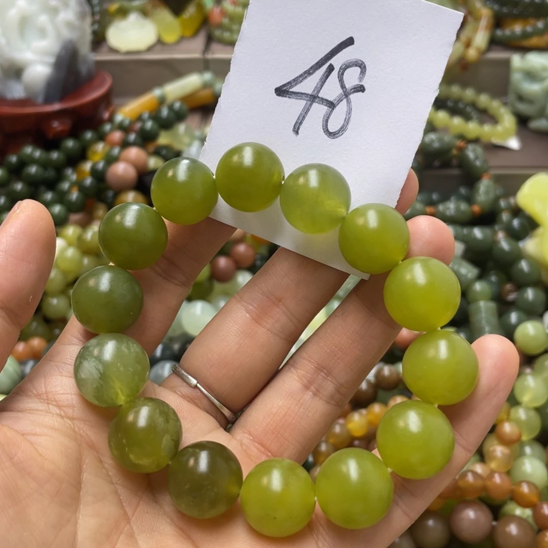 未镶嵌蛇纹石玉手链