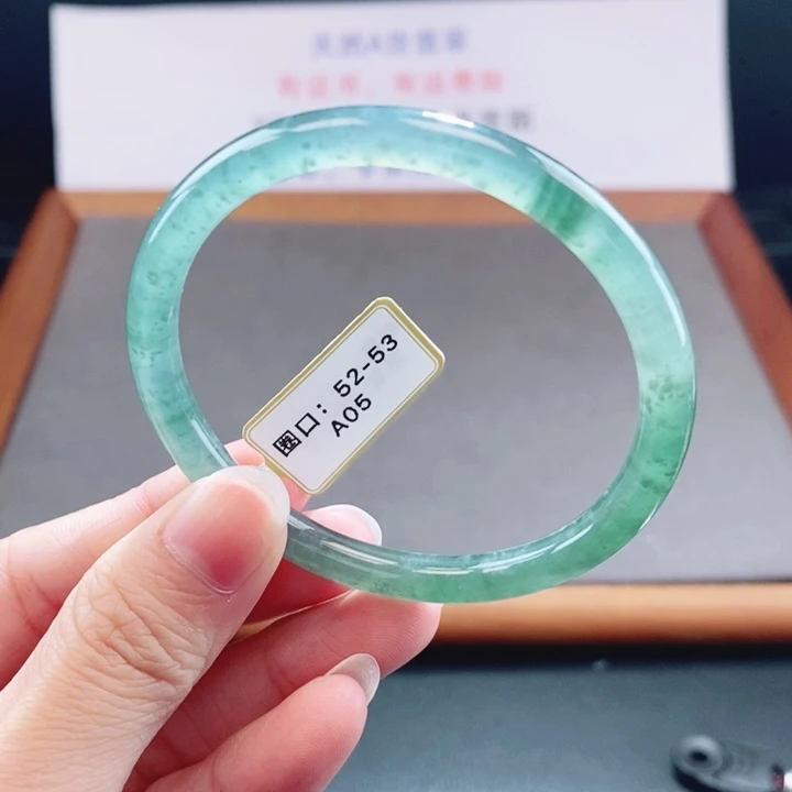翡翠未镶嵌手镯翡翠手镯27