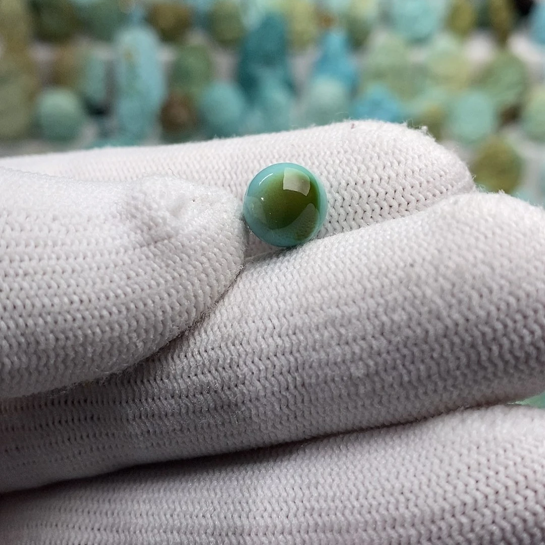 绿松石未镶嵌绿松石特***飘