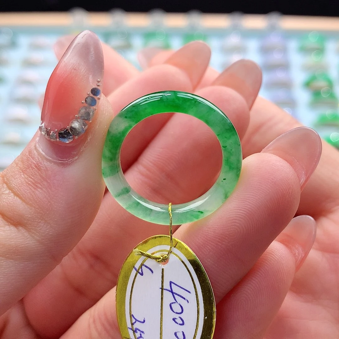 翡翠戒指未镶嵌17号