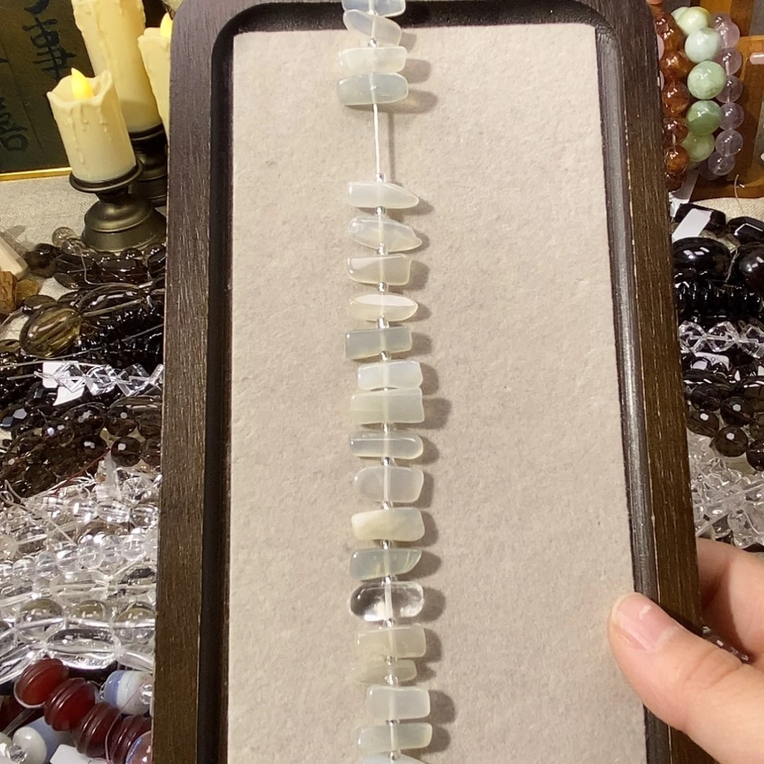 玛瑙/玉髓散珠白月光双尖