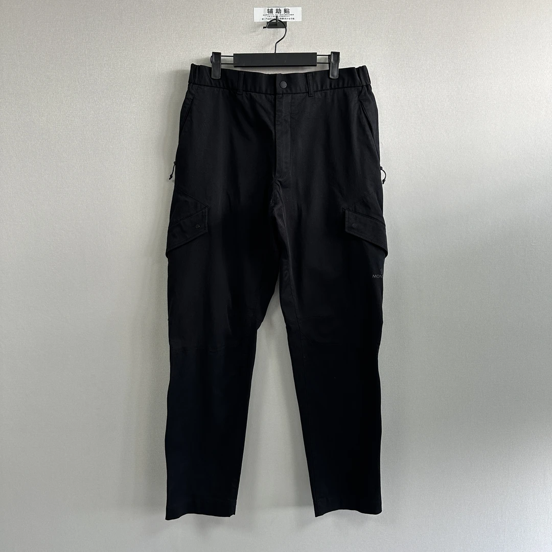 99新 MONCLER 盟可睐徽标印花工装裤/50码/价6100