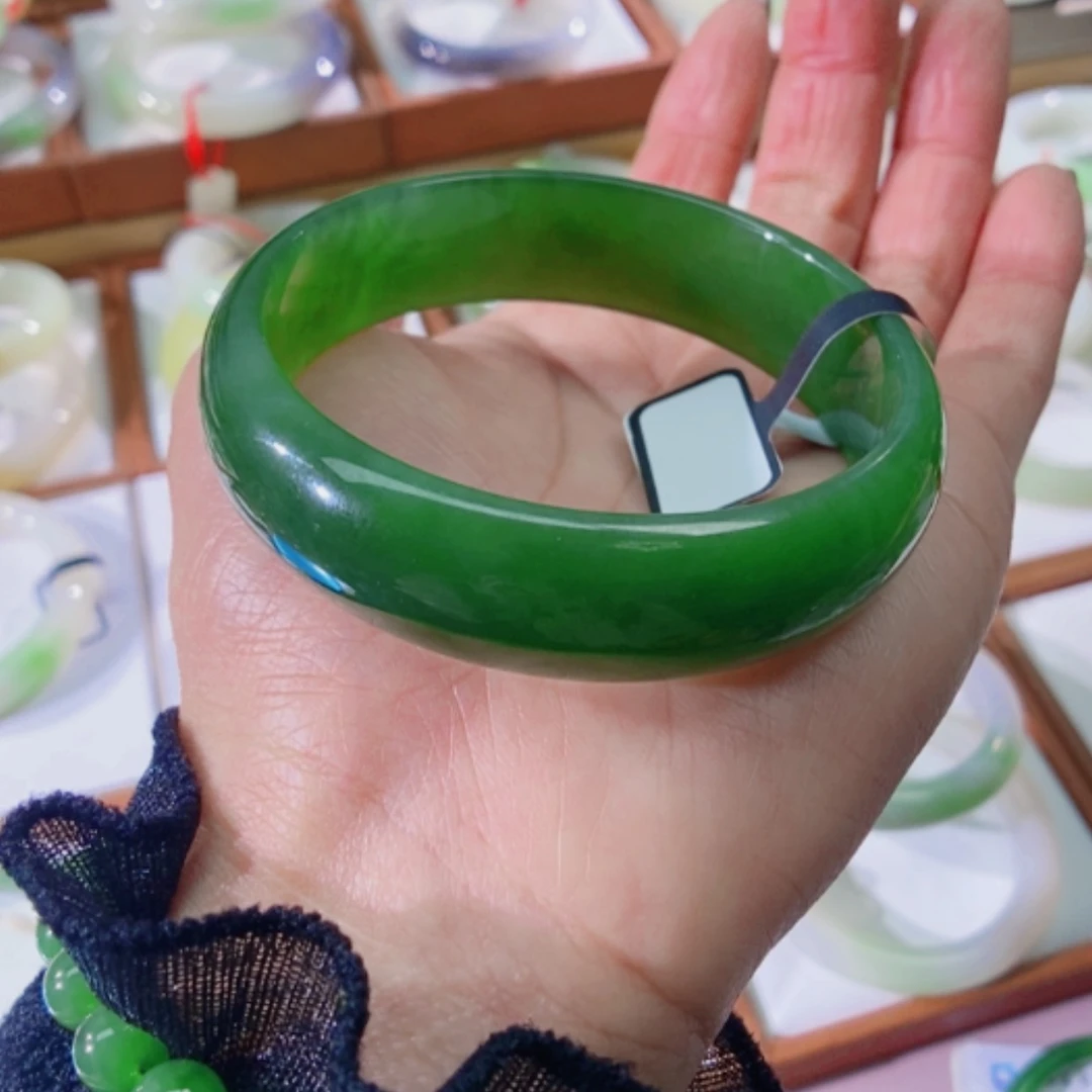 【闪购商品】未镶嵌手镯和田玉（翠青玉）