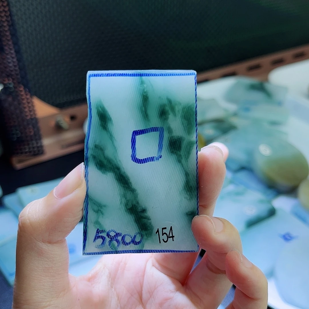 未镶嵌定制翡翠墨**株