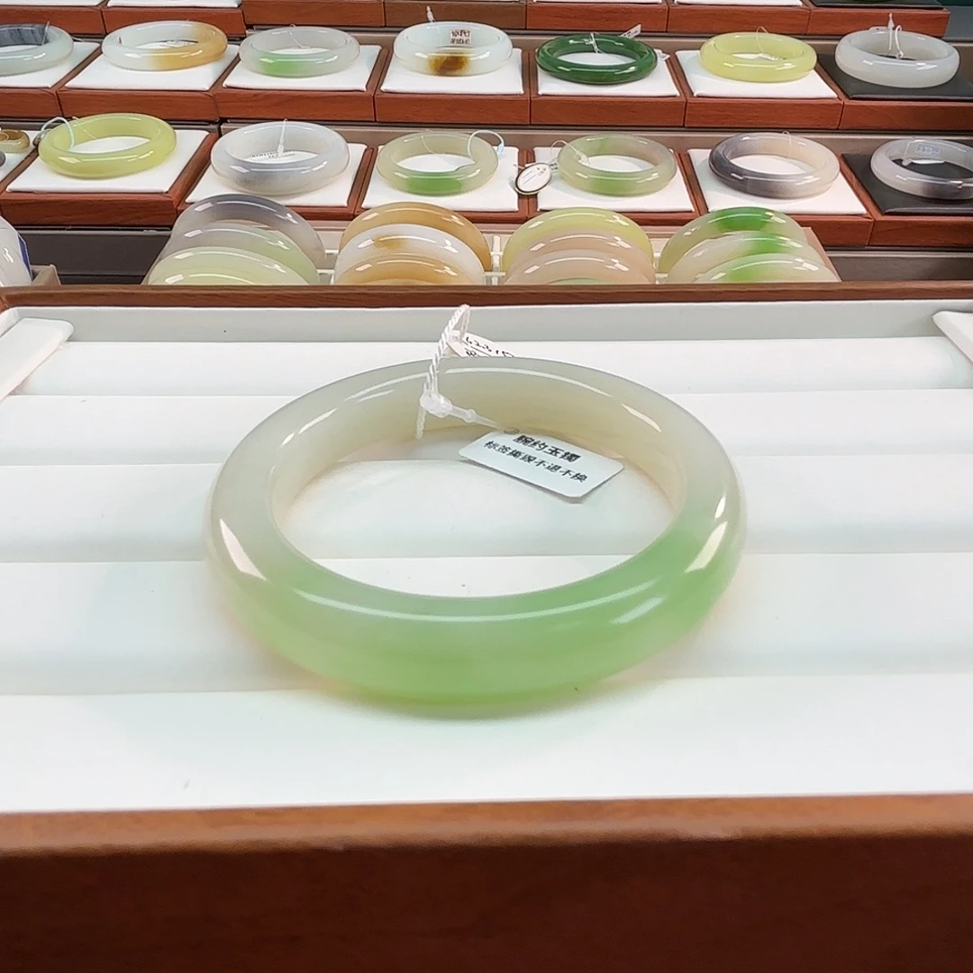 和田玉未镶嵌手镯57翠青性价比款