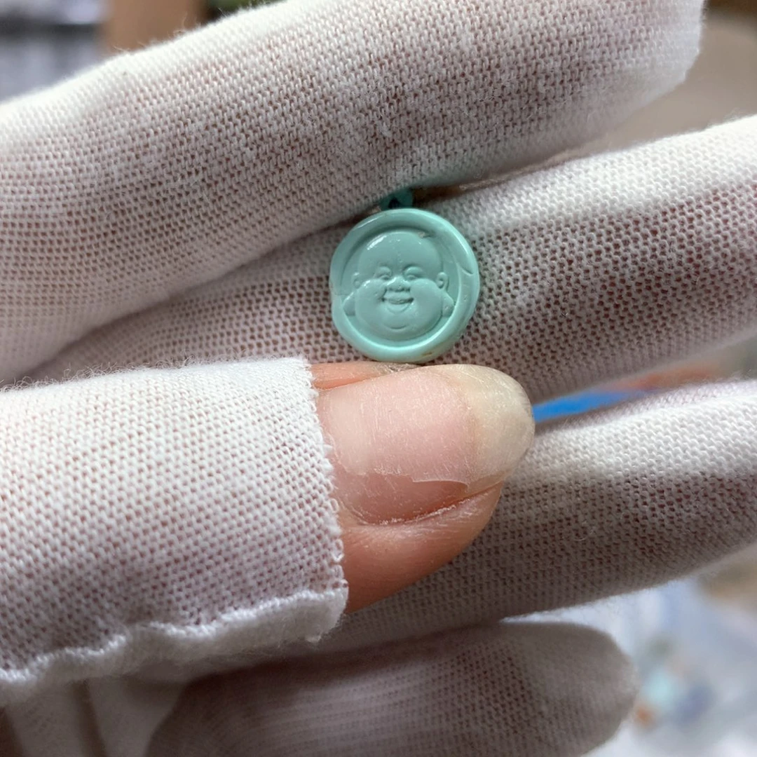 绿松石未镶嵌挂件