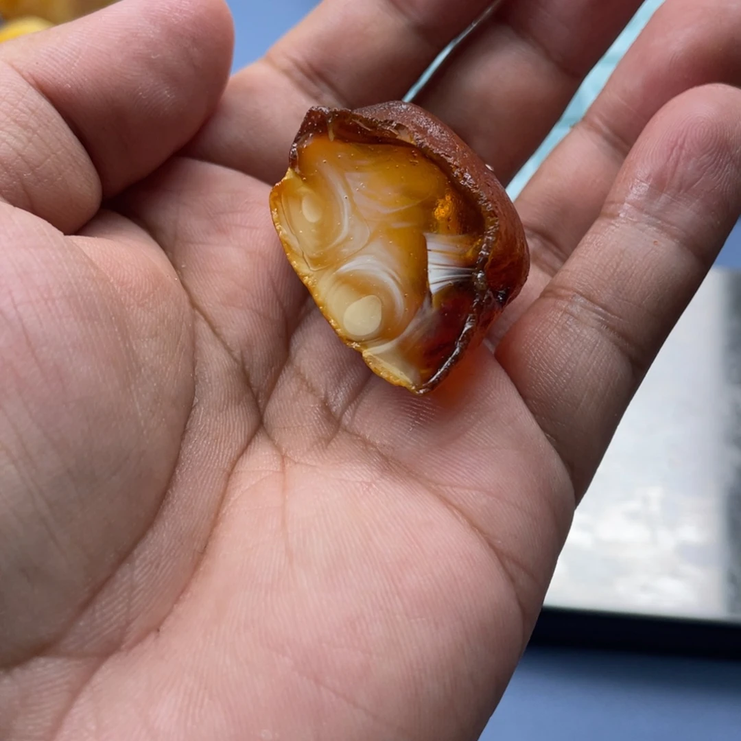 ****未镶嵌定制琥珀蜜蜡定制