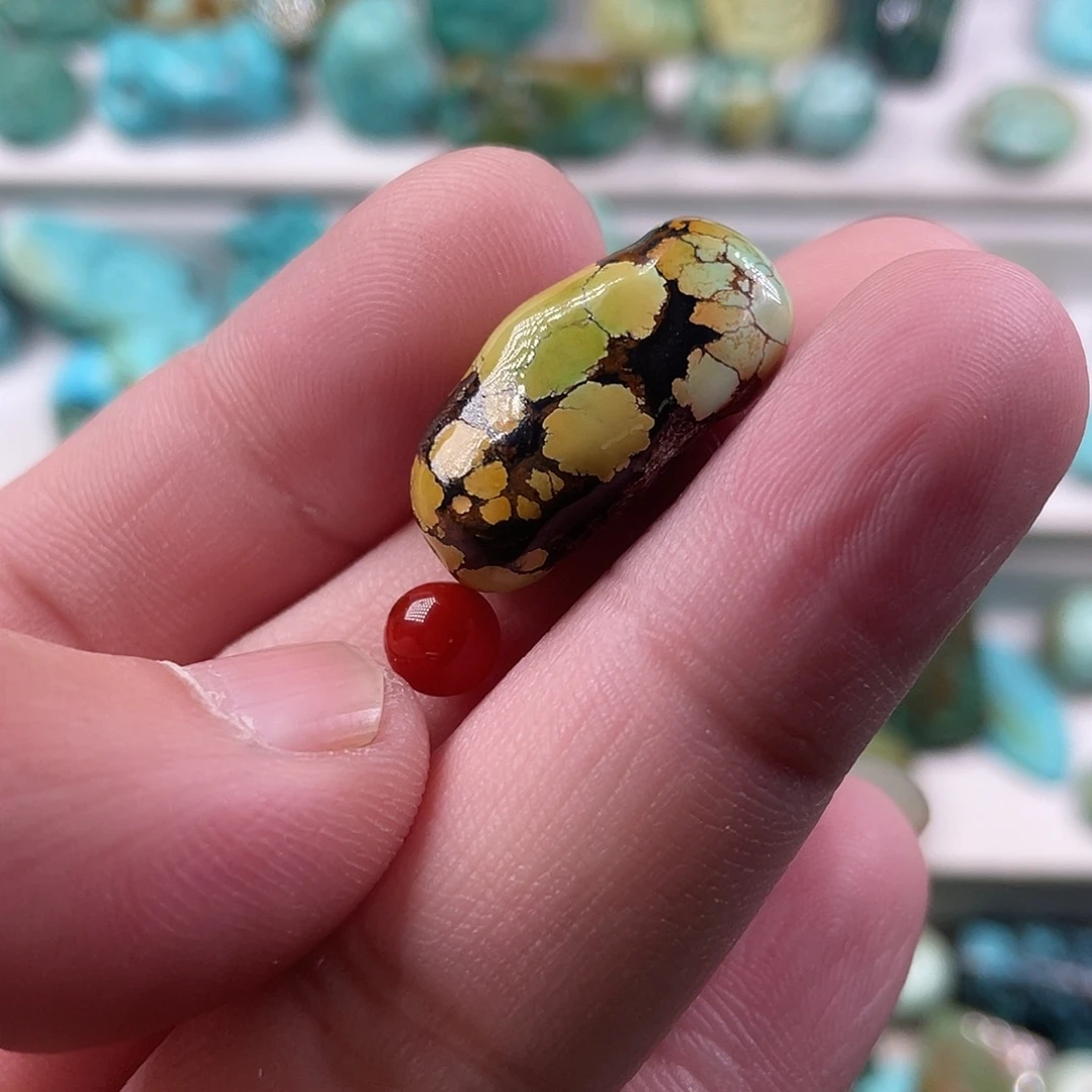 南红玛瑙未镶嵌颈饰