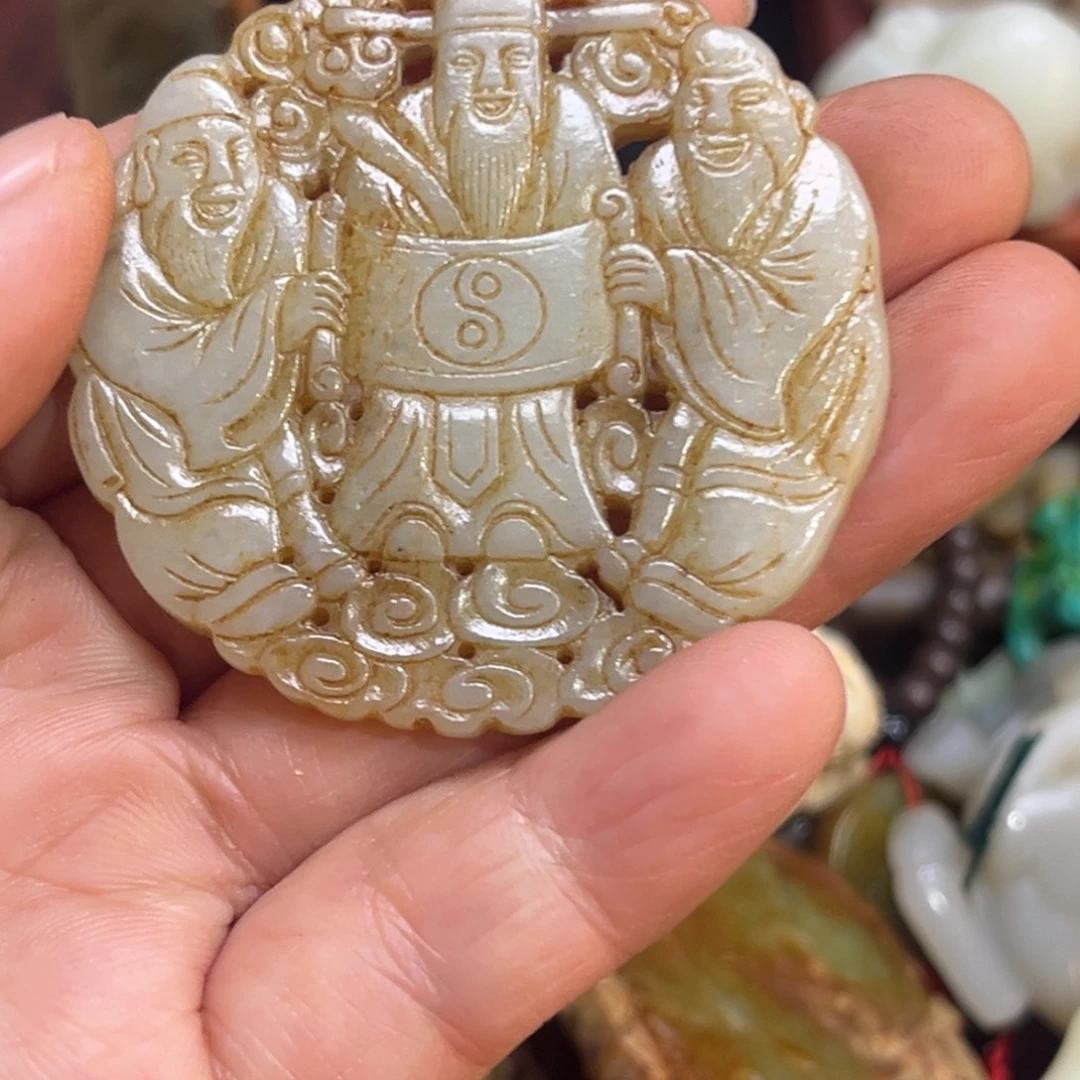 和田玉（糖玉）未镶嵌挂件