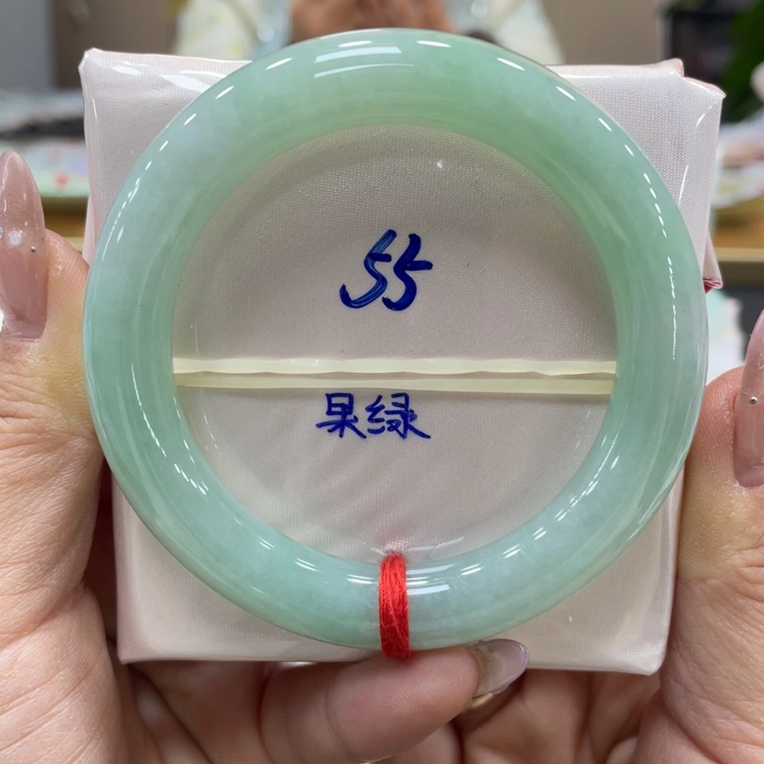 未镶嵌手镯翡翠翡翠