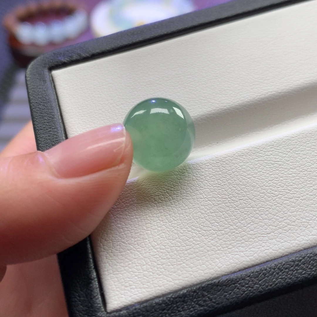 翡翠未镶嵌手链13mm