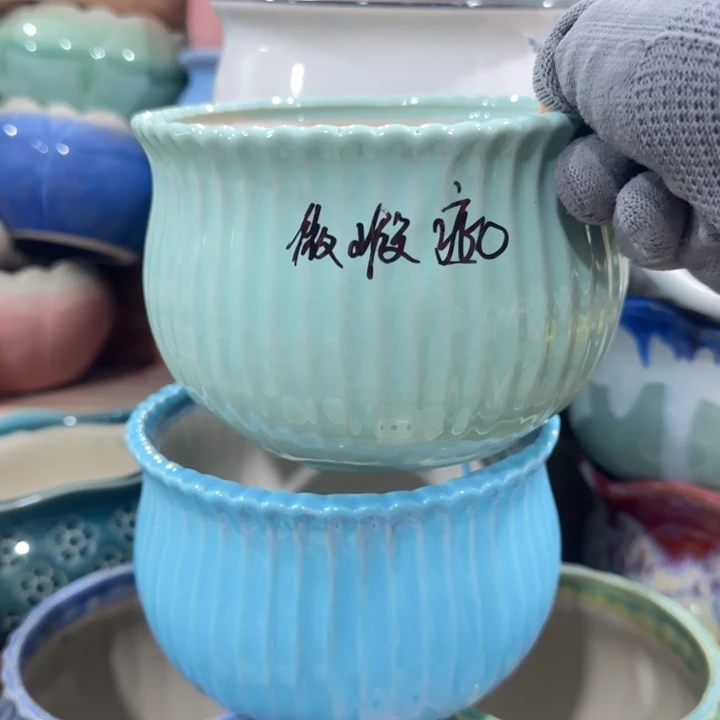 凑9块包邮，有孔，陶瓷花盆