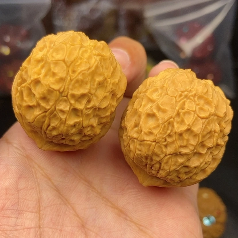 【闪购商品】把件文玩核桃41尺铁龙珠元宝