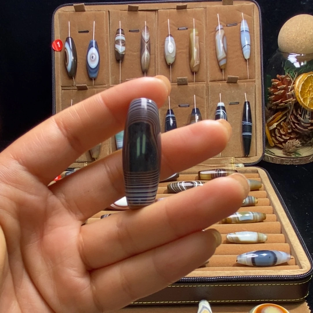 云***亦玛瑙/玉髓未镶嵌颈饰