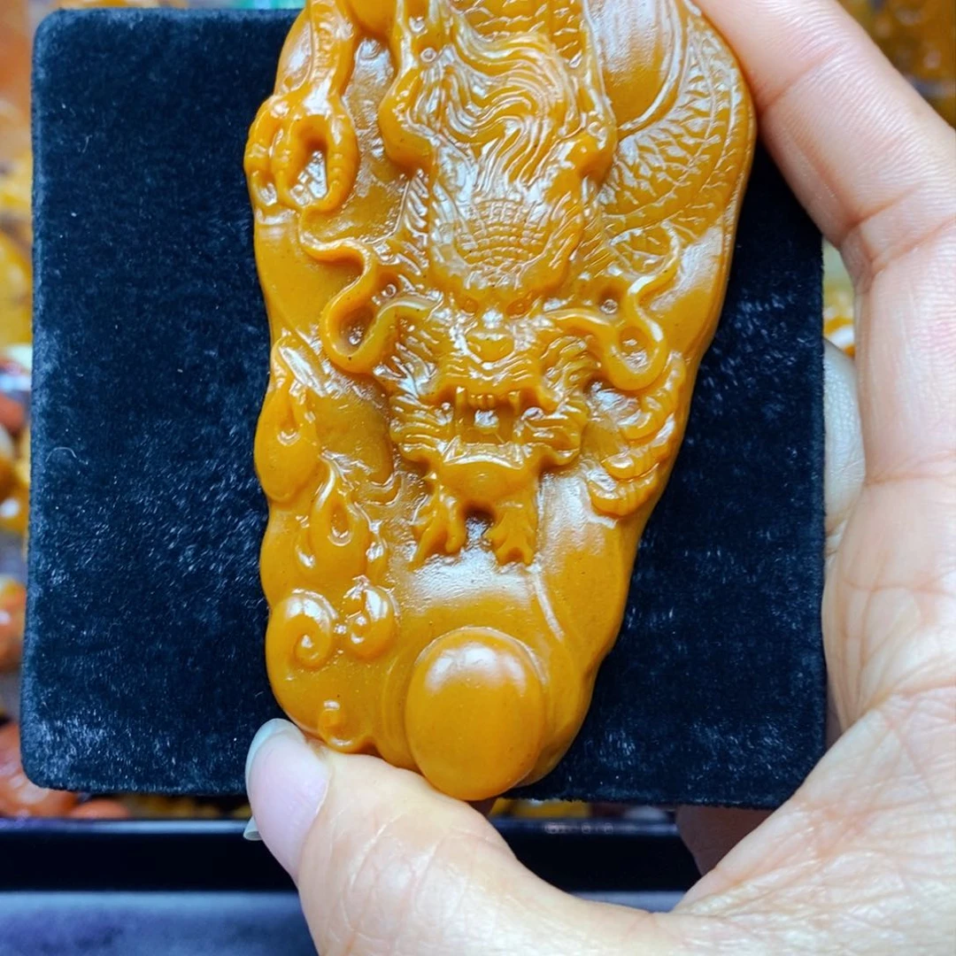 未镶嵌石英质玉（黄龙玉）吊坠(不含链)