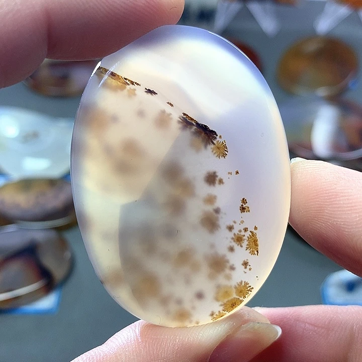 未镶嵌颈饰玛瑙/玉髓