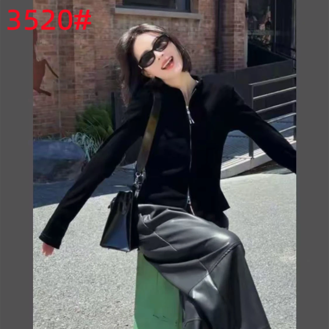 秋季时尚休闲洋气百搭显示丝绒小外套春秋显瘦气质长袖运动网红