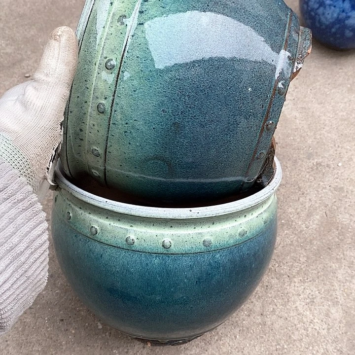 紫砂花盆口21高17瑕疵