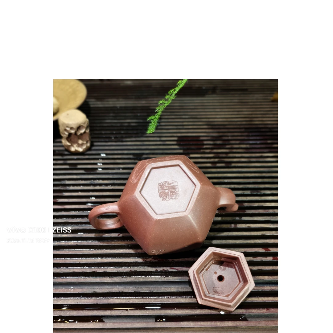 宜兴紫砂原矿底糟清《六方宫灯》容量220毫升全手工制作