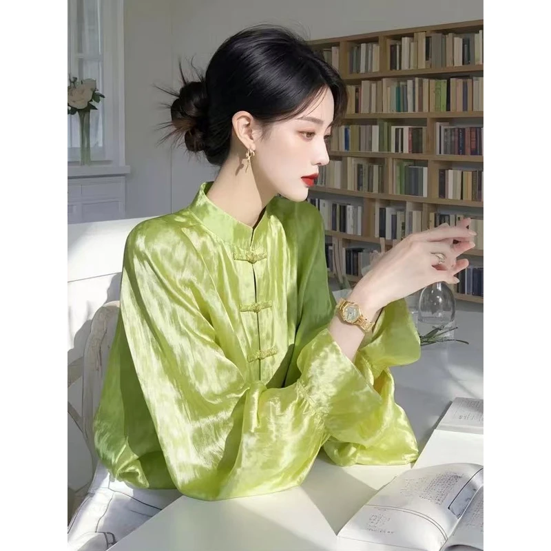 新中式国风绿色衬衫2025早春洋气休闲女装衣服高端收腰盘扣衬衣
