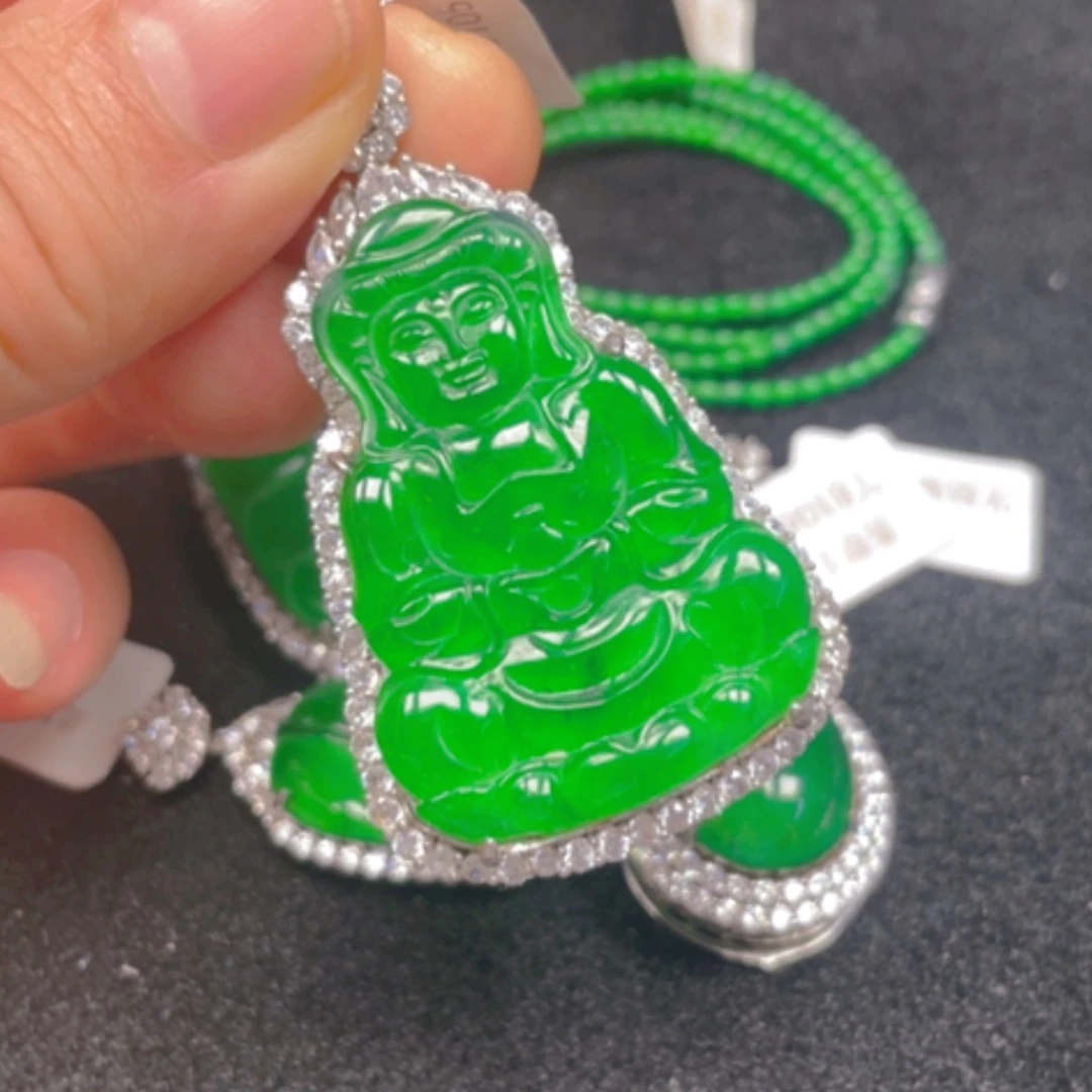 【闪购商品】颈饰银S925镶嵌翡翠吊坠
