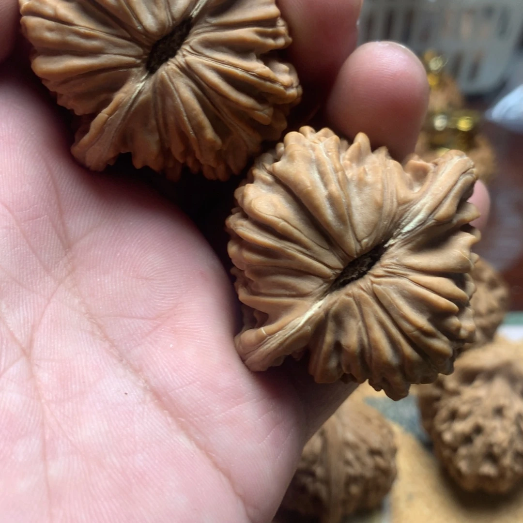 烟***雪文玩核桃吊坠四座楼